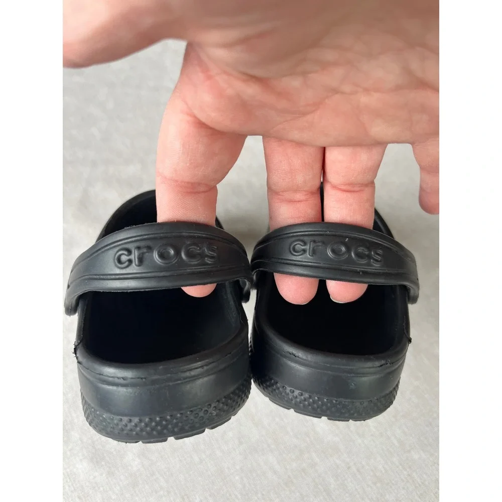 Crocs Classic Clog‎ Black Toddler Size 9 Kids Slip On Water Shoes 10001-001